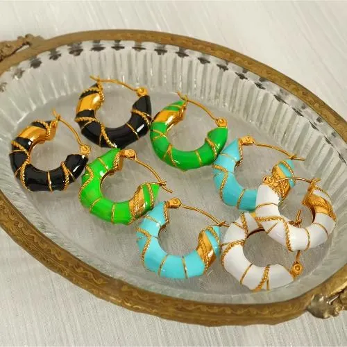 Temperamentum híresség fülbevaló